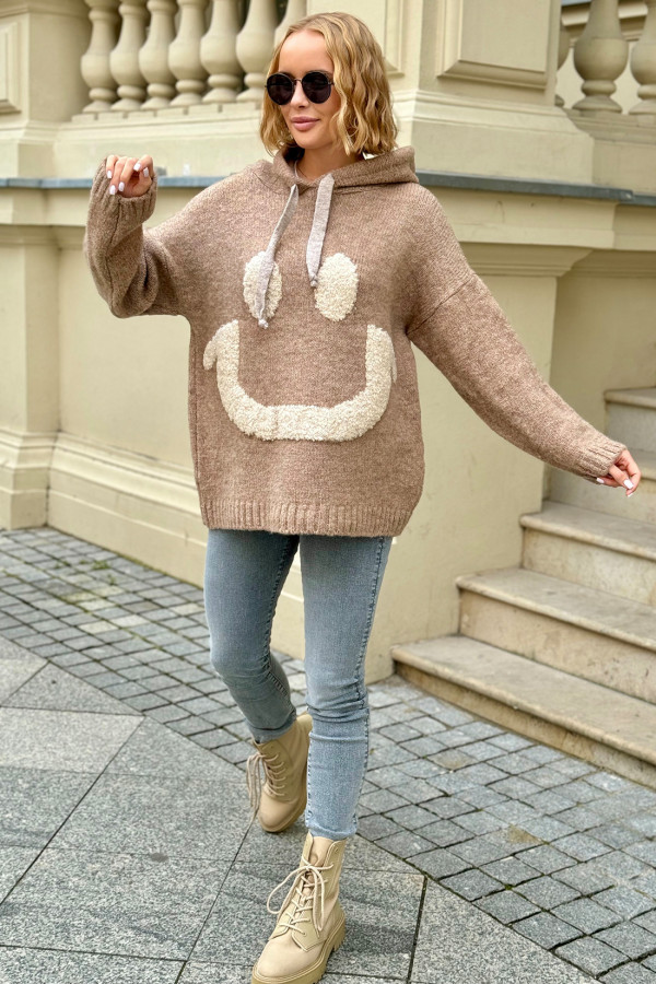 Sweter oversize kapturem Smiley Latte 3